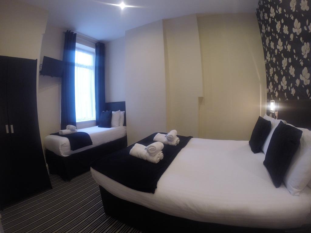 Happy Return Hotel Blackpool Buitenkant foto
