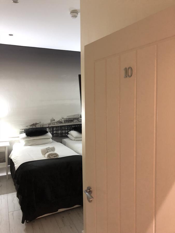 Happy Return Hotel Blackpool Buitenkant foto
