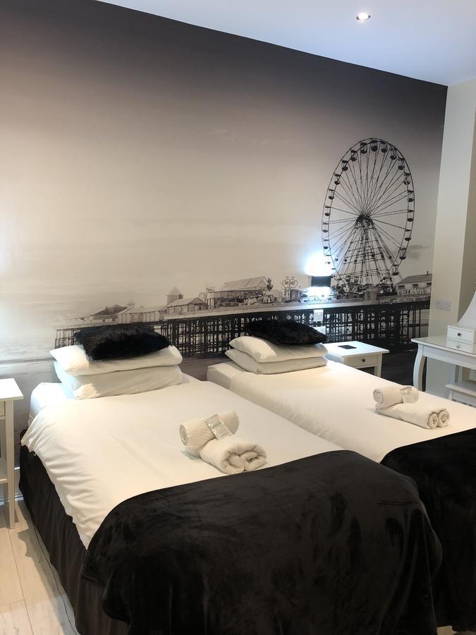 Happy Return Hotel Blackpool Buitenkant foto